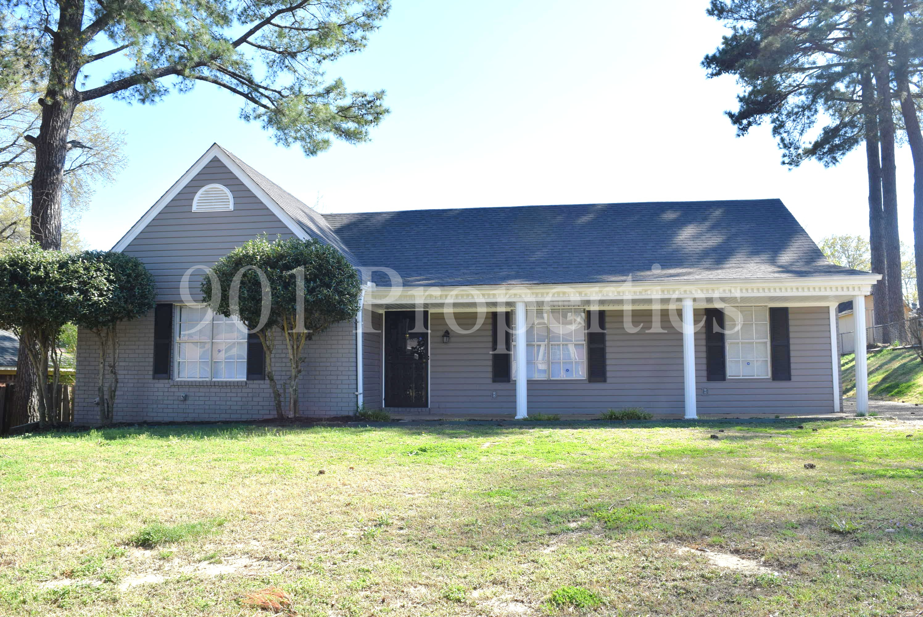 5245 Braidwood Cove
