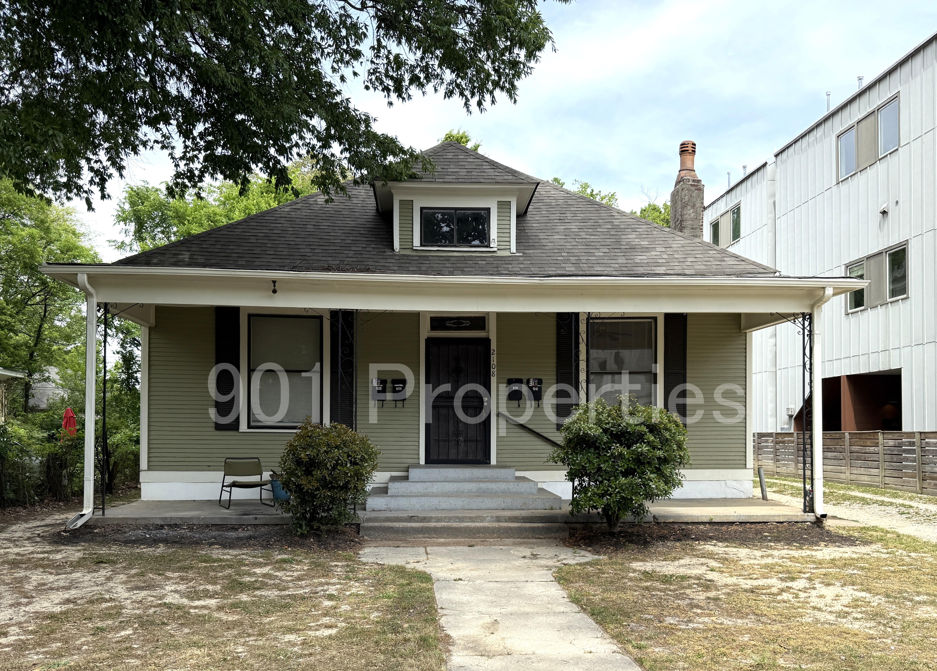 2108 Jefferson Avenue #201