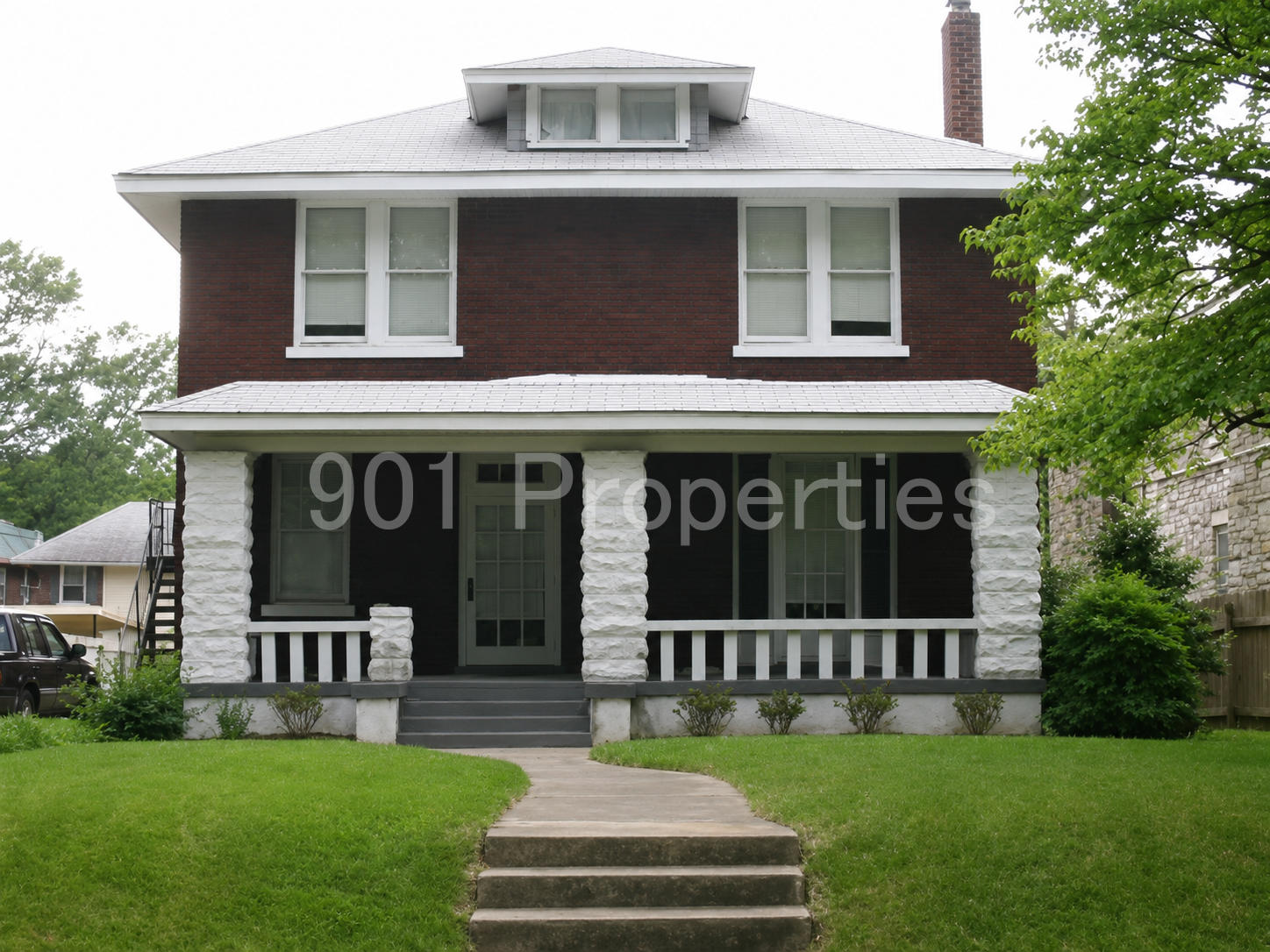 Property main image