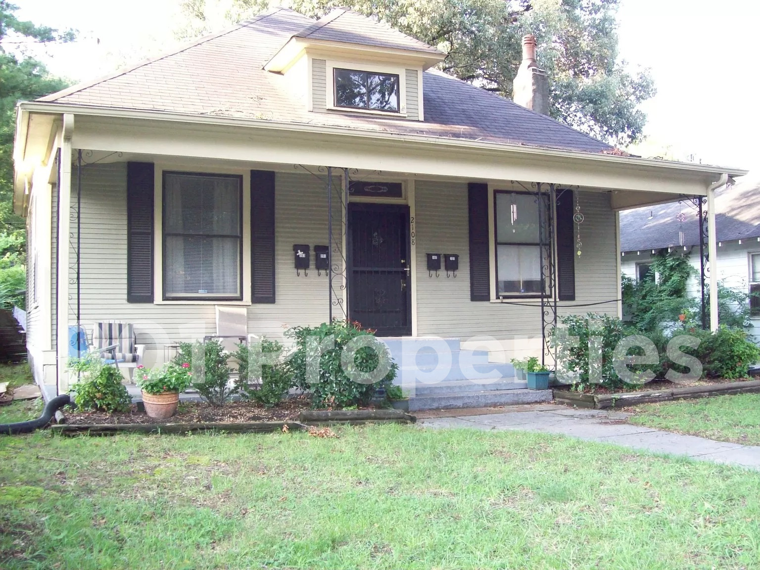 2108 Jefferson Avenue #101