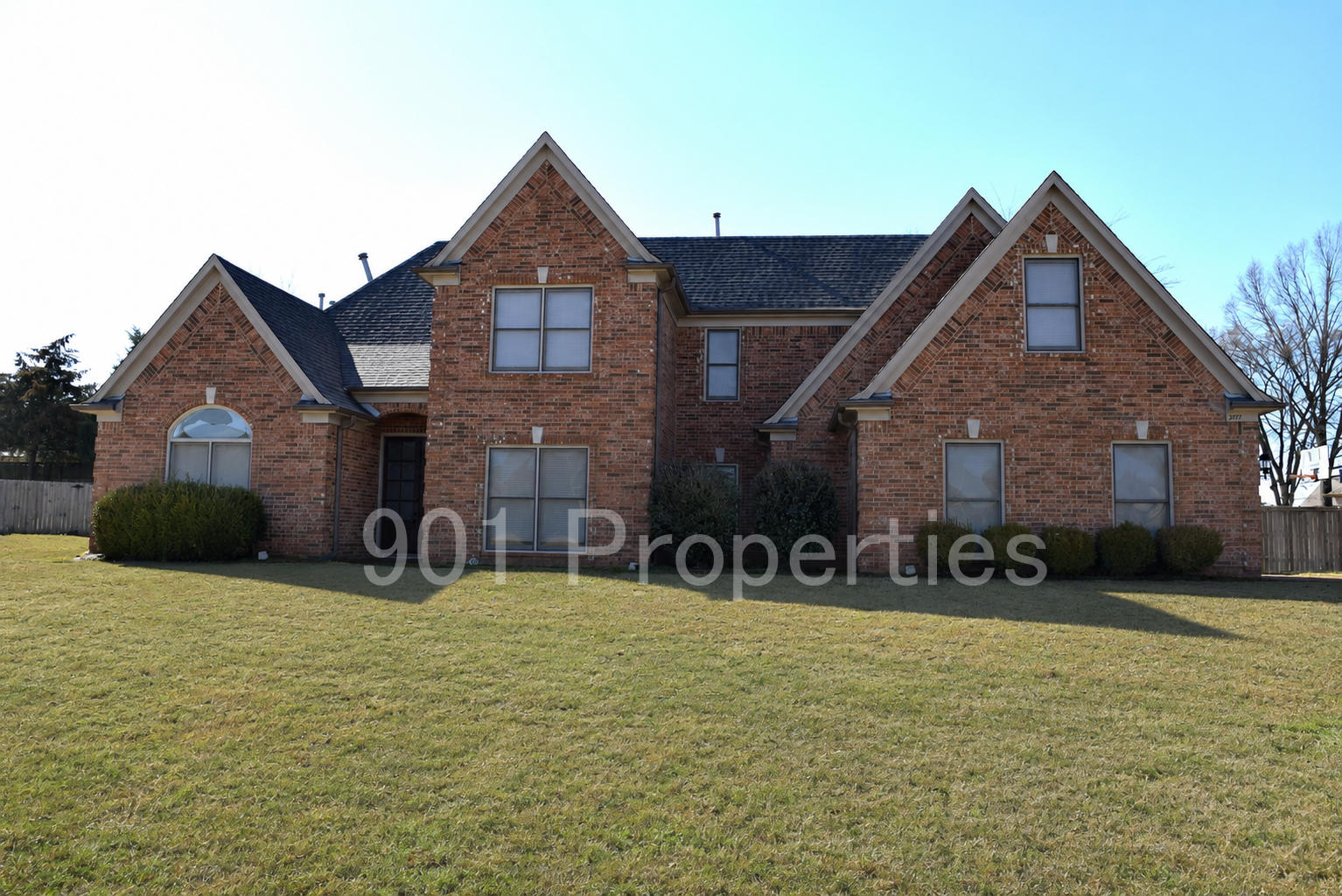 Property main image
