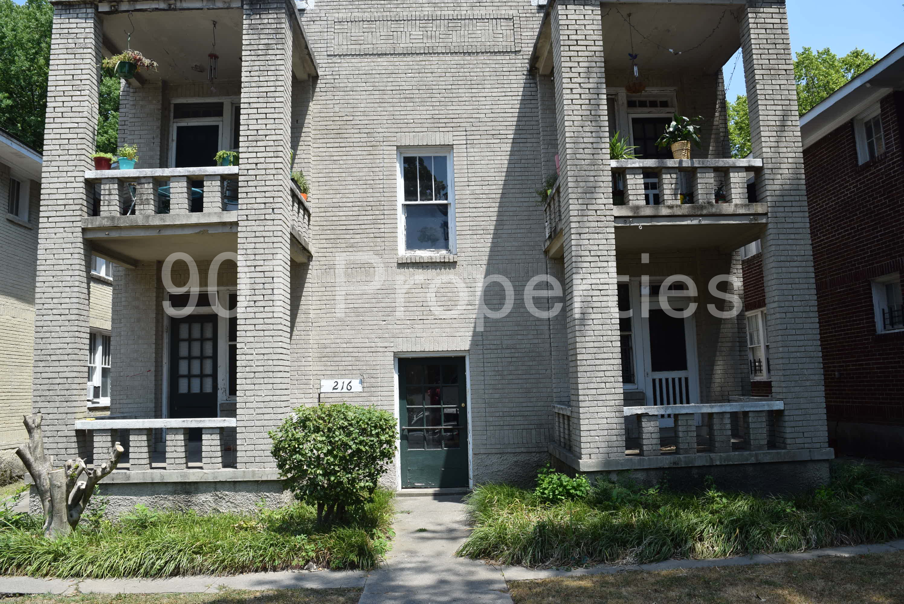 216 North Willett Street #2