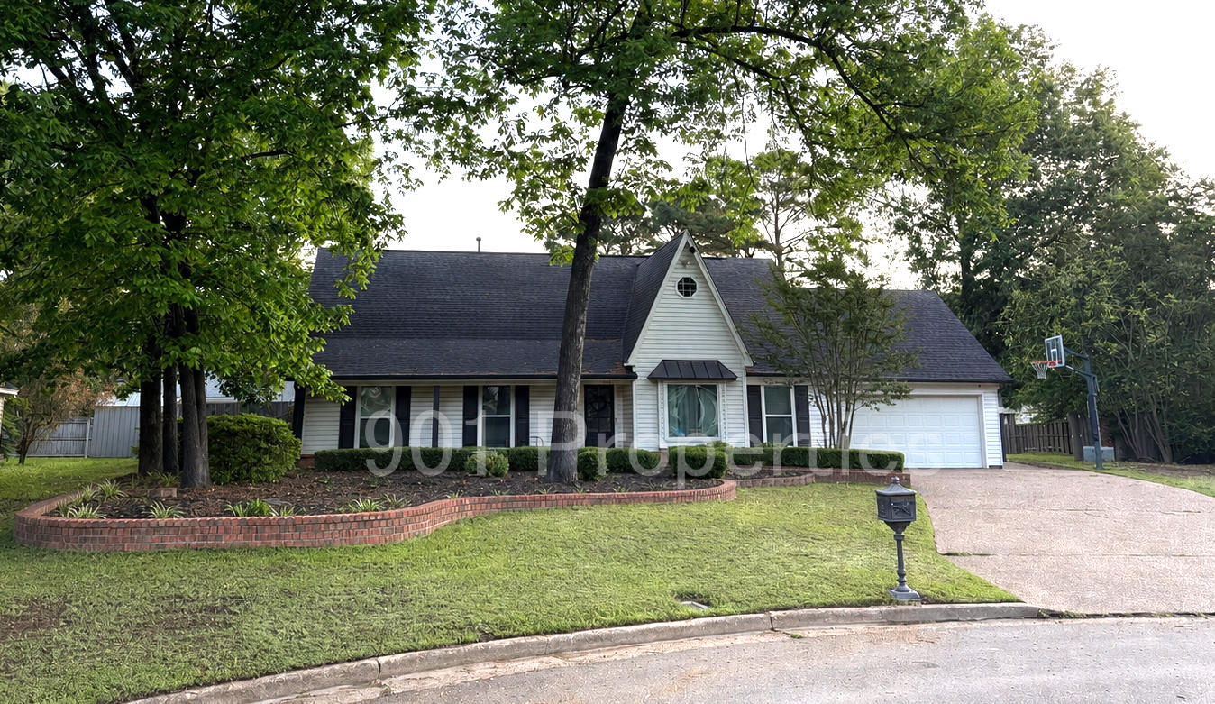 1602 Bubbling Brook Drive